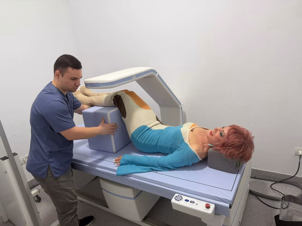 Screening Osteoporoză Femei Postmenopauză La ReumaDiagnostic Galați